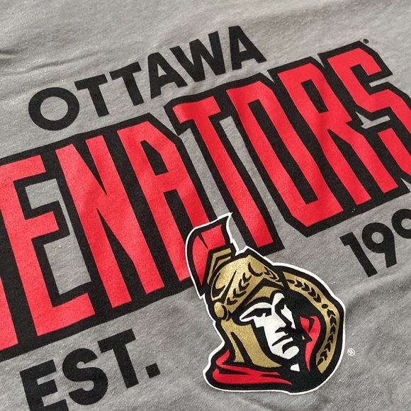 Ottawa senators long sleeve shirt - almost new condition. Only been worn once. - Picture 2 of 3